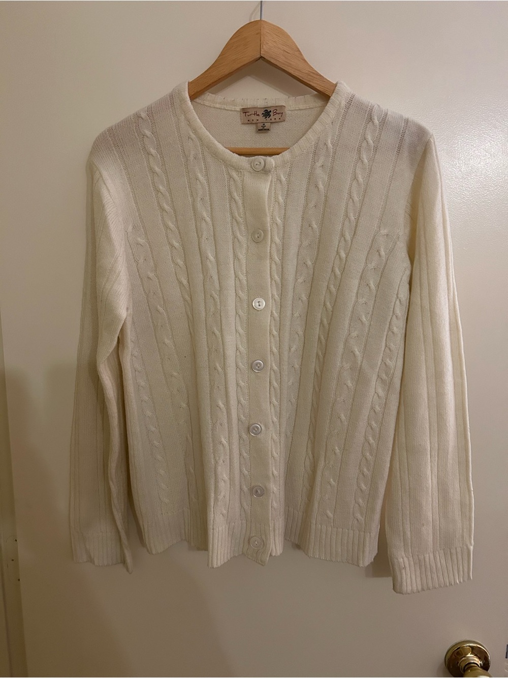 Turtle Bay white Cable Knit Button-Front Cardigan
